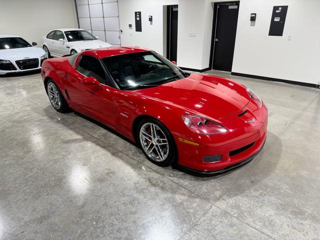 Photo of 2009 Victory Red Chevrolet Corvette