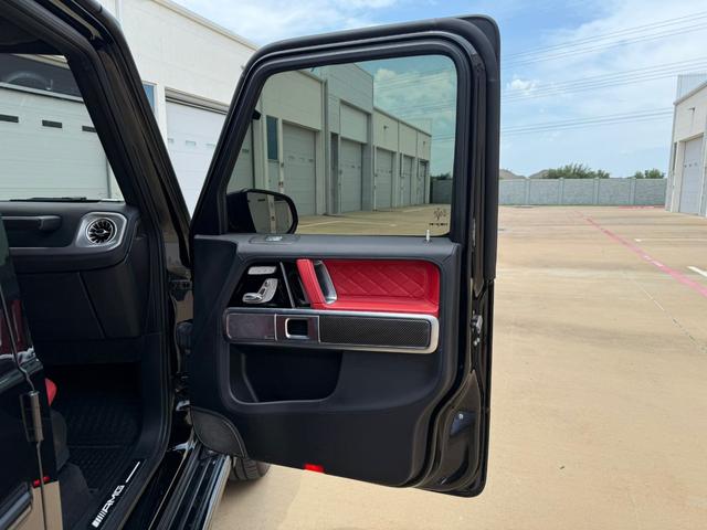 Photo of 2024 Obsidian Black Mercedes-Benz AMG G 63