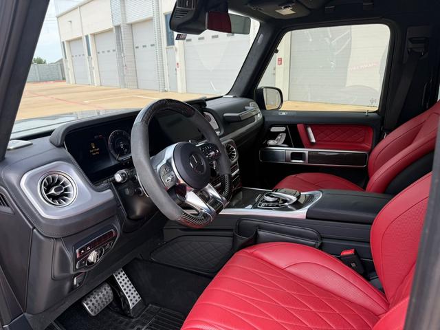 Photo of 2024 Obsidian Black Mercedes-Benz AMG G 63
