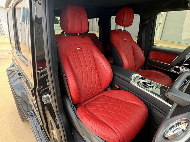 Photo of 2024 Obsidian Black Mercedes-Benz AMG G 63