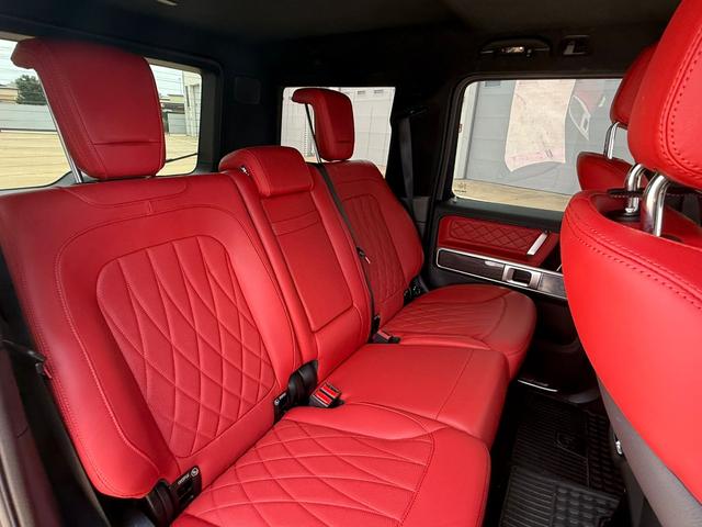 Photo of 2024 Obsidian Black Mercedes-Benz AMG G 63