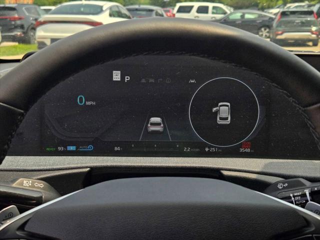 Photo of 2024 Runway Red Kia EV6