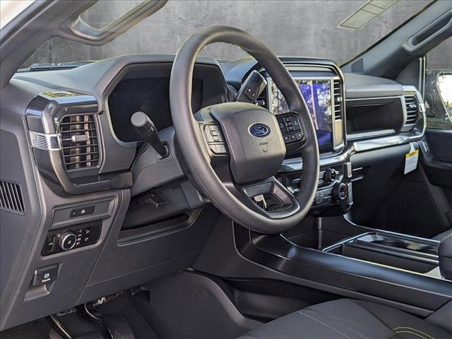 Photo of 2025 Oxford White Ford F-150