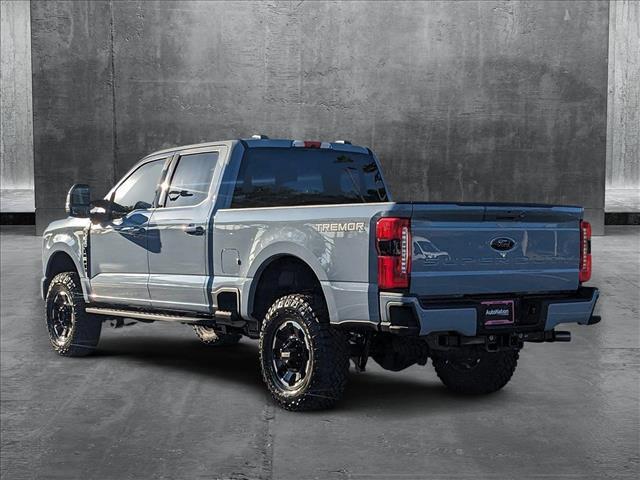 Photo of 2025 Glacier Gray Metallic Tri-Coat Ford F-250
