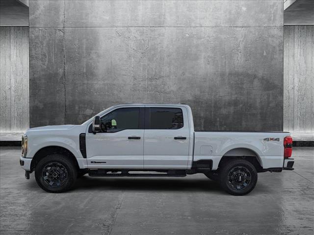 Photo of 2025 Oxford White Ford F-250