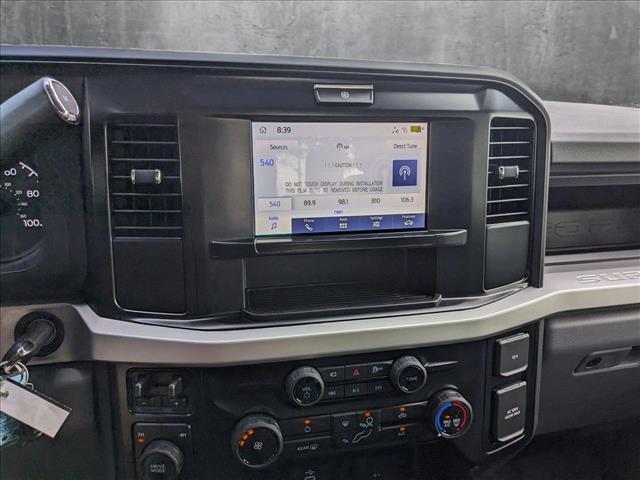 Photo of 2025 Oxford White Ford F-250