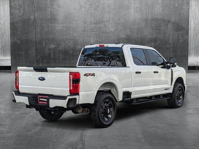 Photo of 2025 Oxford White Ford F-250
