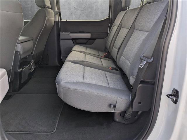 Photo of 2025 Oxford White Ford F-250