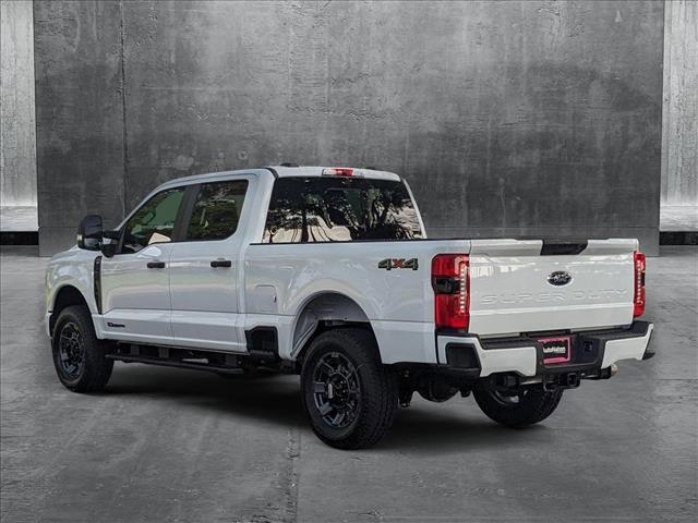 Photo of 2025 Oxford White Ford F-250