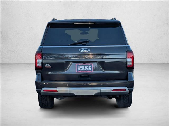 Photo of 2023 Dark Matter Metallic Ford Expedition