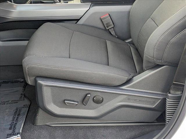 Photo of 2025 Oxford White Ford F-150