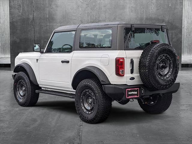 Photo of 2025 Oxford White Ford Bronco
