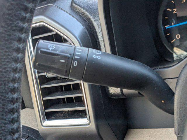 Photo of 2016 Oxford White Ford F-150