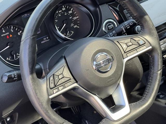 Photo of 2019 Magnetic Black Pearl Nissan Rogue