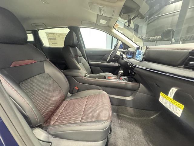 Photo of 2025 Deep Blue Pearl Nissan Kicks