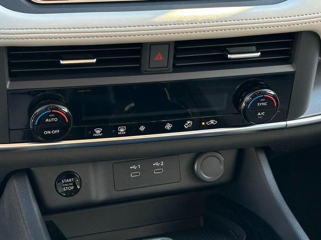 Photo of 2025 Everest White Pearl Nissan Rogue