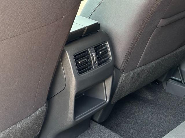 Photo of 2025 Brilliant Silver Metallic Nissan Rogue