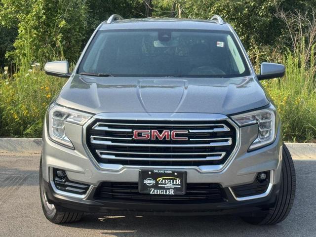 Photo of 2024 Sterling Metallic GMC Terrain