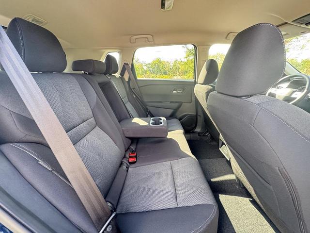 Photo of 2026 Deep Ocean Blue Nissan Rogue