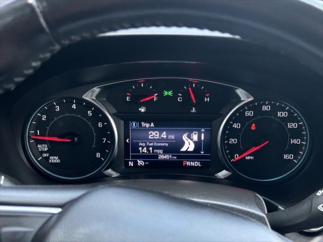 Photo of 2022 Silver Ice Metallic Chevrolet Equinox