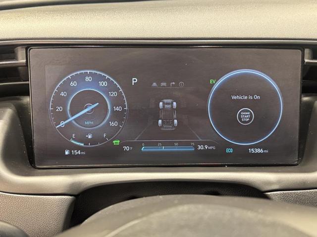 Photo of 2024 Black Pearl Hyundai TUCSON Hybrid