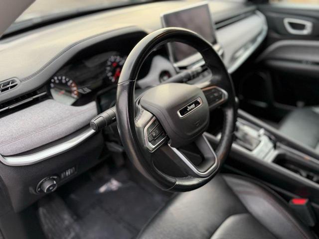 Photo of 2022 Billet Silver Metallic Clearcoat Jeep Compass