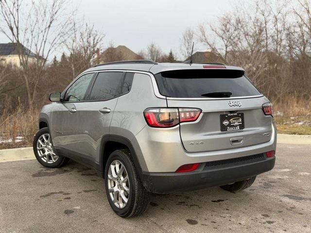 Photo of 2022 Billet Silver Metallic Clearcoat Jeep Compass