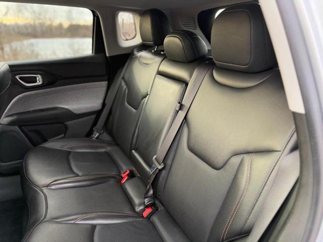 Photo of 2022 Billet Silver Metallic Clearcoat Jeep Compass