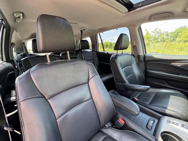 Photo of 2022 Platinum White Pearl Honda Pilot