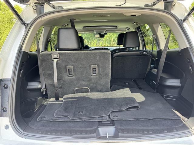 Photo of 2022 Platinum White Pearl Honda Pilot