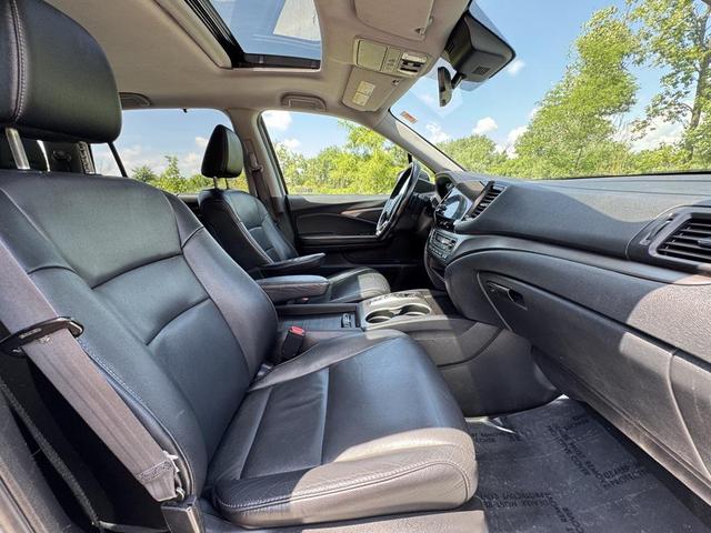 Photo of 2022 Platinum White Pearl Honda Pilot