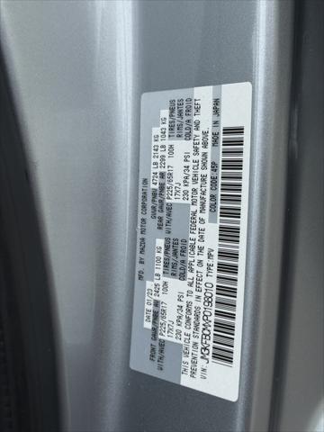 Photo of 2023 Sonic Silver Metallic Mazda CX-5