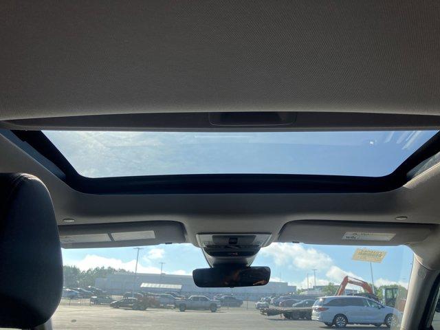 Photo of 2026 Urban Gray Pearl Honda HR-V