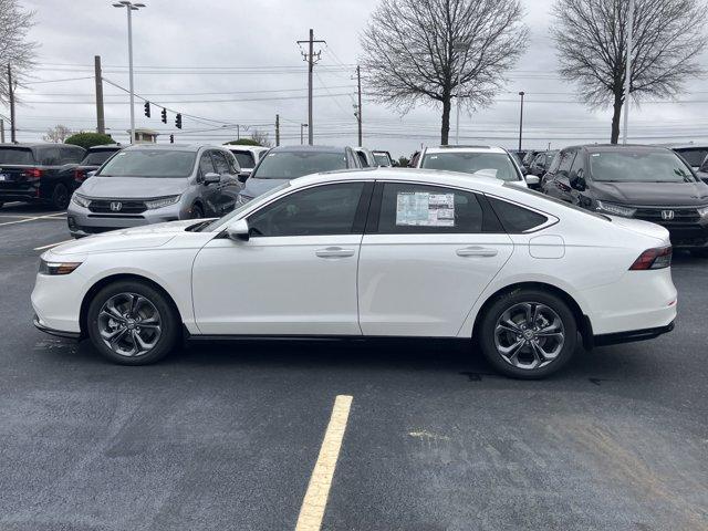Photo of 2025 Platinum White Pearl Honda Accord Hybrid