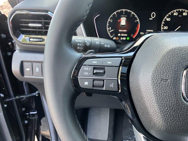 Photo of 2025 Crystal Black Pearl Honda Pilot