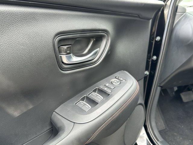 Photo of 2025 Crystal Black Pearl Honda HR-V
