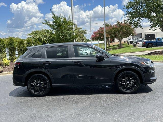 Photo of 2025 Crystal Black Pearl Honda HR-V