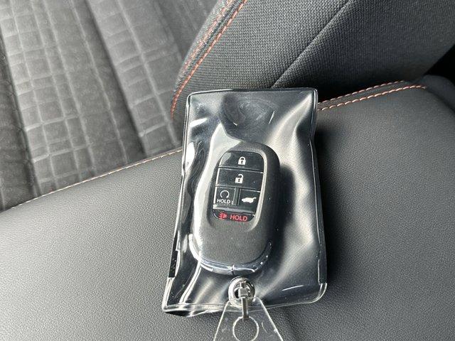 Photo of 2025 Crystal Black Pearl Honda HR-V