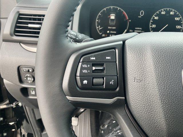 Photo of 2025 Crystal Black Pearl Honda Ridgeline