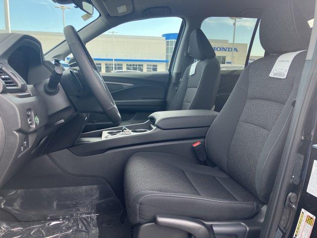 Photo of 2025 Crystal Black Pearl Honda Ridgeline