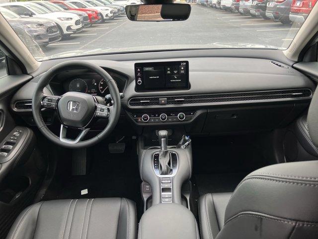 Photo of 2026 Urban Gray Pearl Honda HR-V