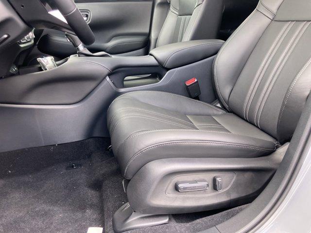 Photo of 2026 Urban Gray Pearl Honda HR-V