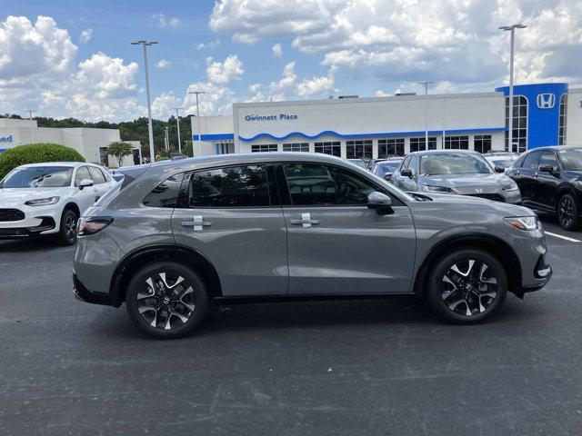 Photo of 2026 Urban Gray Pearl Honda HR-V
