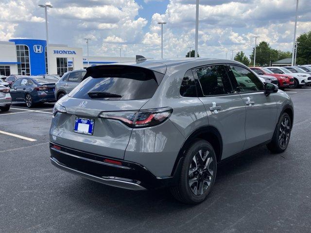 Photo of 2026 Urban Gray Pearl Honda HR-V