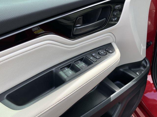 Photo of 2026 Radiant Red Metallic II Honda Odyssey
