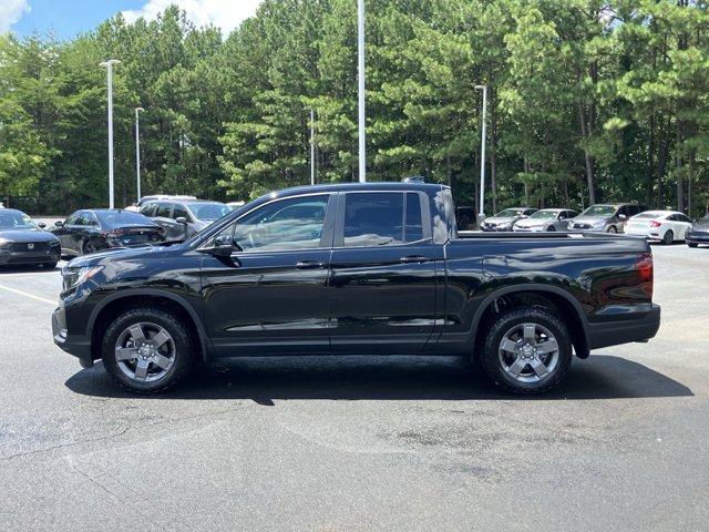 Photo of 2024 Crystal Black Pearl Honda Ridgeline
