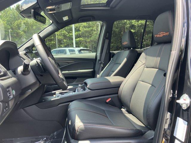 Photo of 2024 Crystal Black Pearl Honda Ridgeline