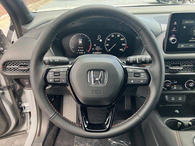 Photo of 2026 Urban Gray Pearl Honda HR-V