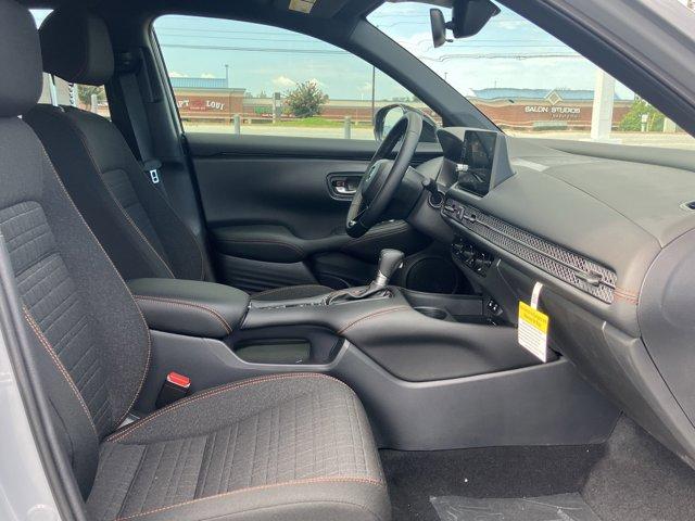 Photo of 2026 Urban Gray Pearl Honda HR-V