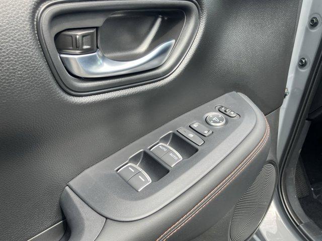 Photo of 2026 Urban Gray Pearl Honda HR-V
